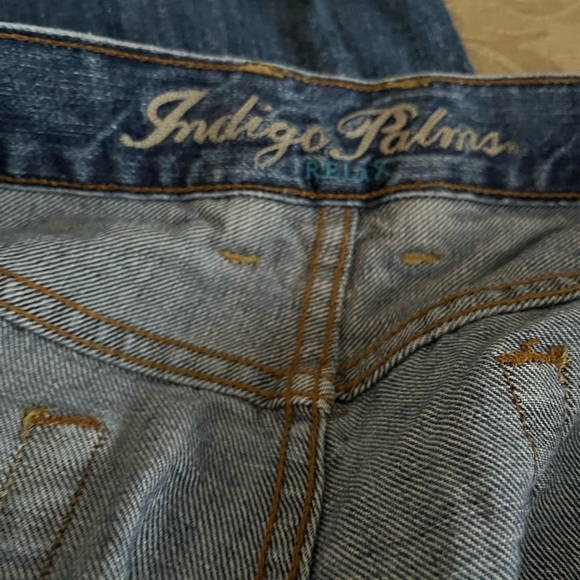 Men’s indigo palms by Tommy Bahama jeans. - Picture 7 of 7